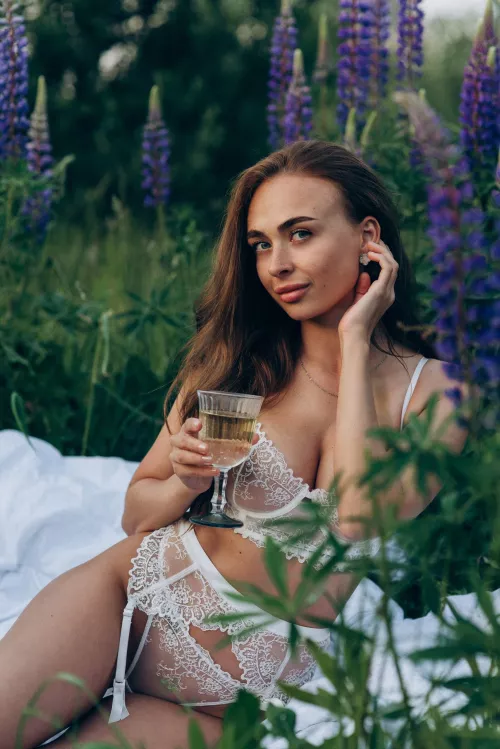 Fuckable work of art 