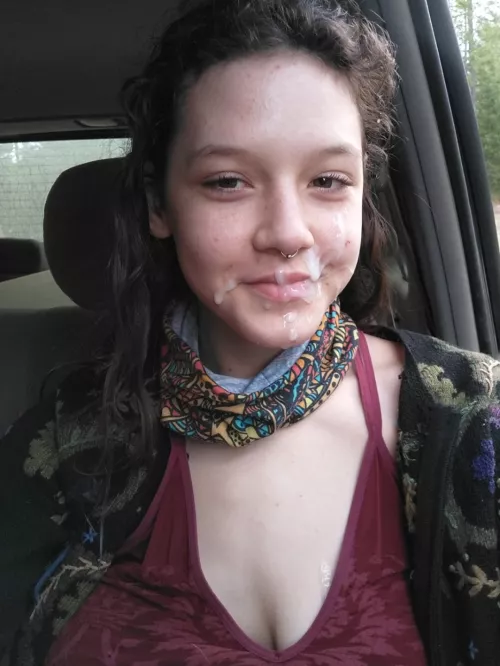 He pulled my hair and came on my face