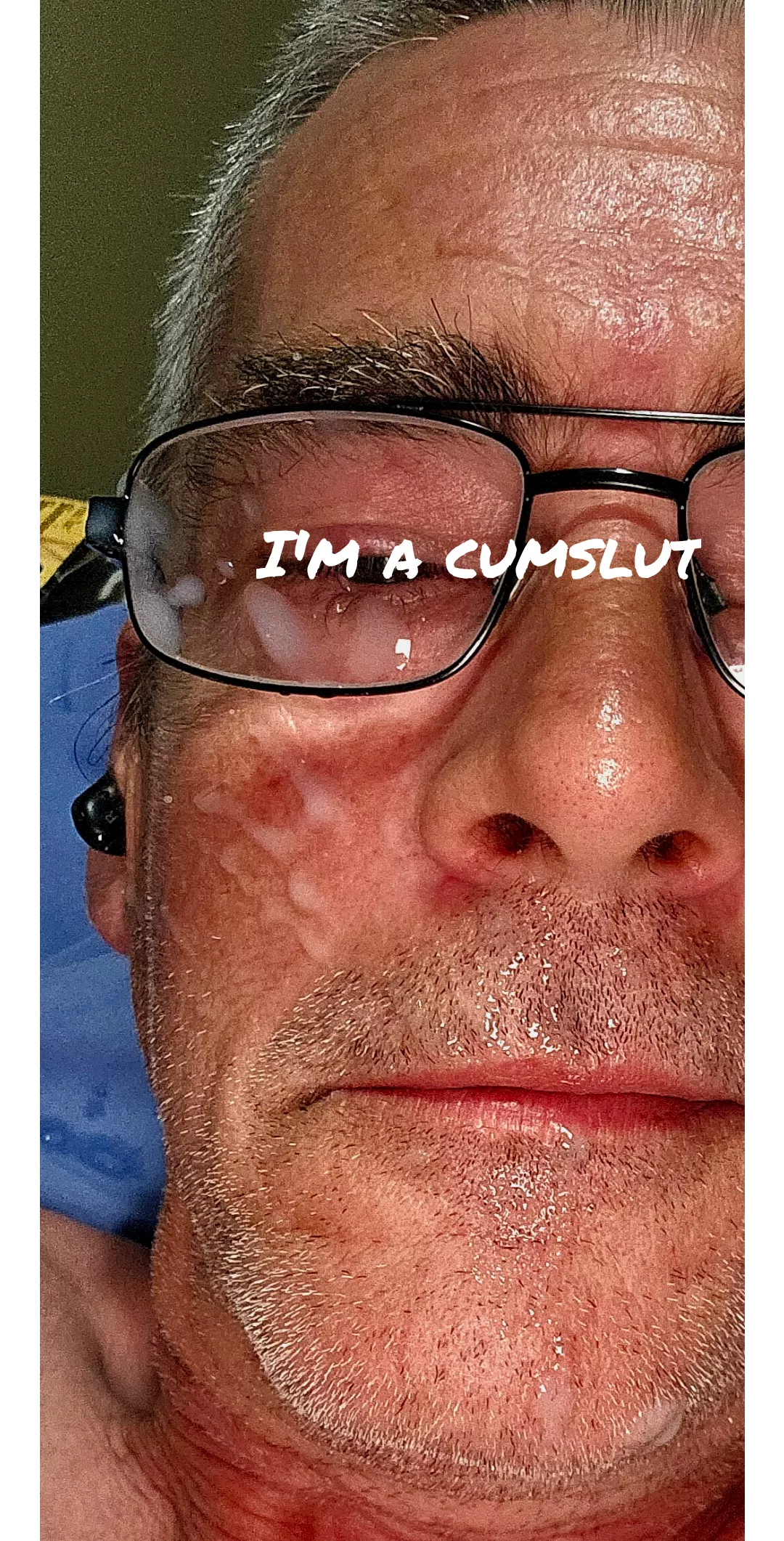 I love listening to CEI with my legs over my head and pumping that yummy cum into my hungry cumslut mouth. Feels soo good splattered over my face