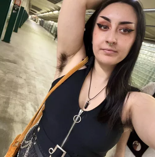 i love showing off my pits around town