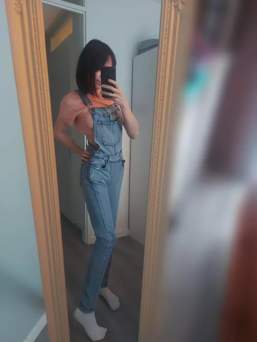 I never wore this in public but it might just look cute.🪰🐈‍⬛