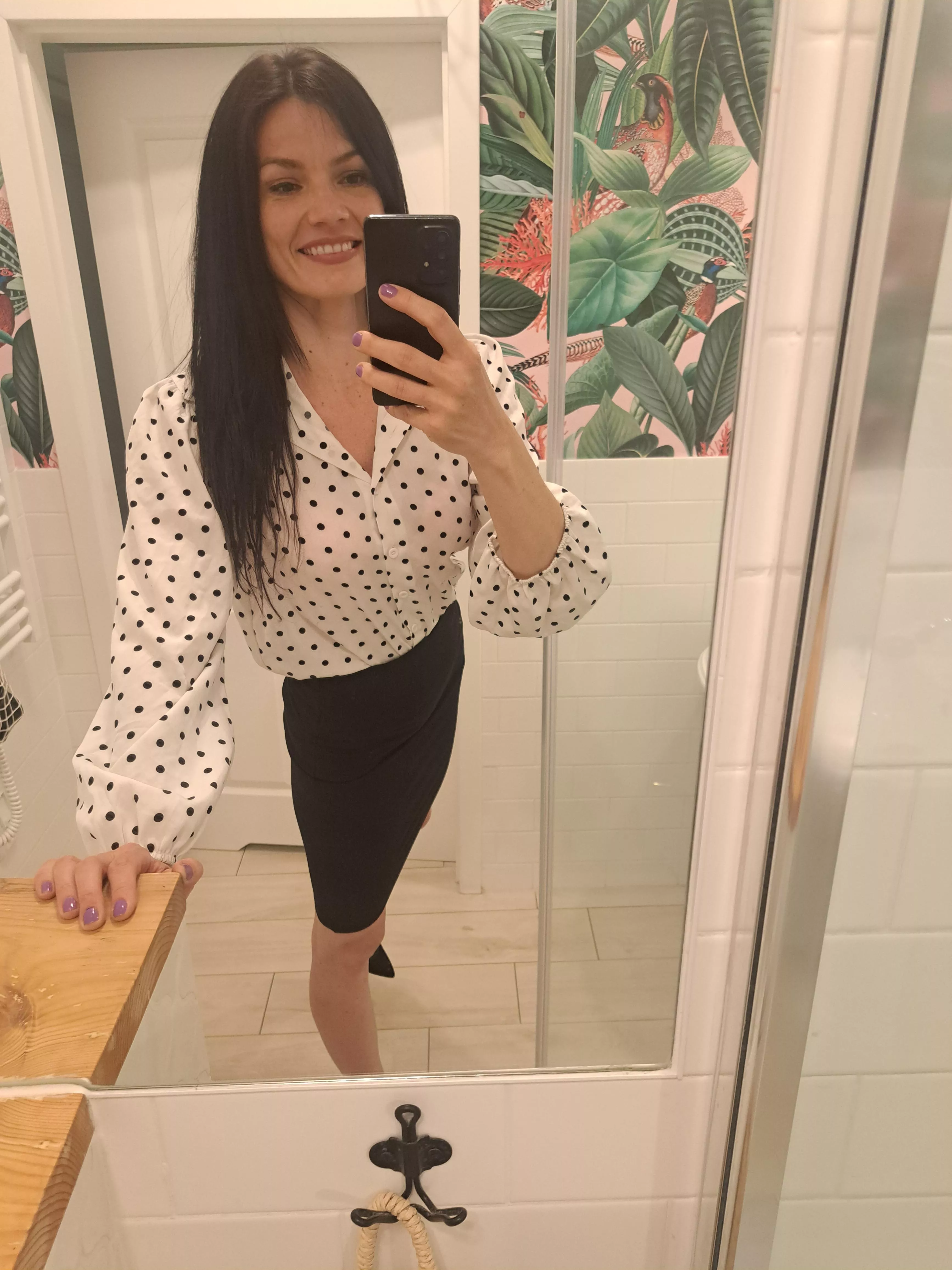 I 🖤 pencil skirts 