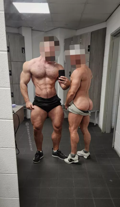 Leg day completed 😈 🍑 