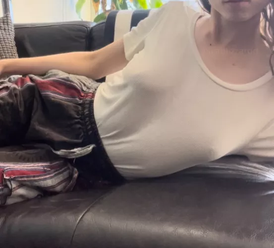 [F] All I need now is something to warm me up ;)