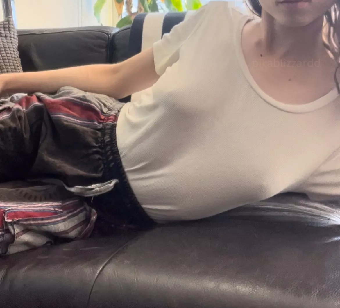 [F] All I need now is something to warm me up ;)