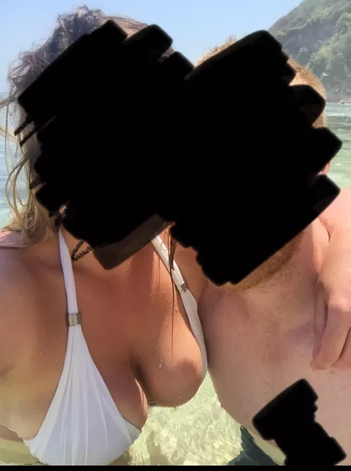 Fun beach couple