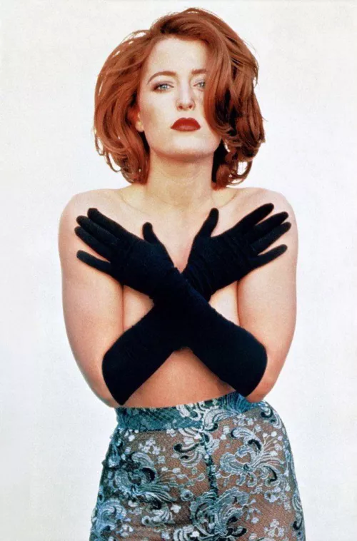 Gillian Anderson