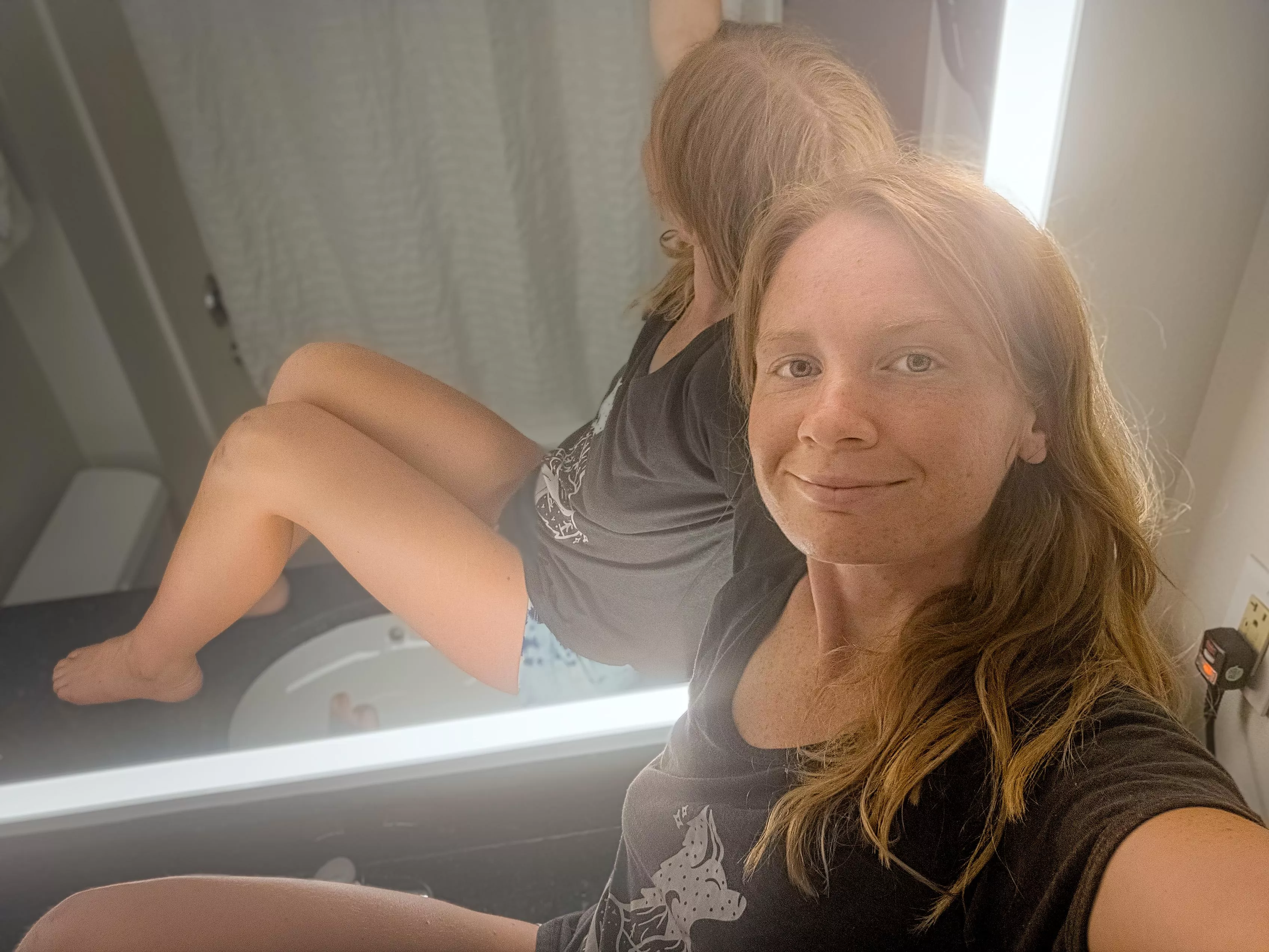 Ginger roots, blossoming beauty🌸 [F27]