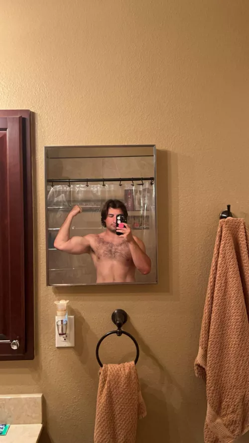 I like my hairy chest