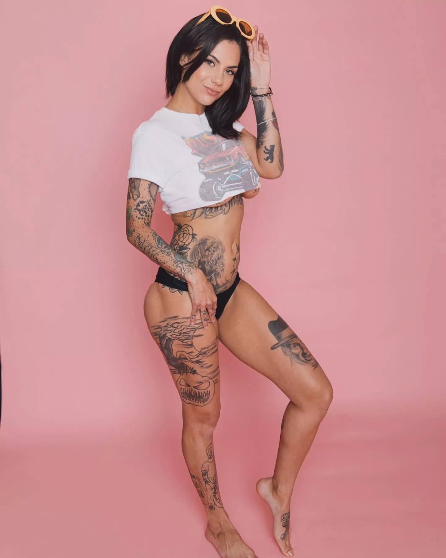 love her tattoed body