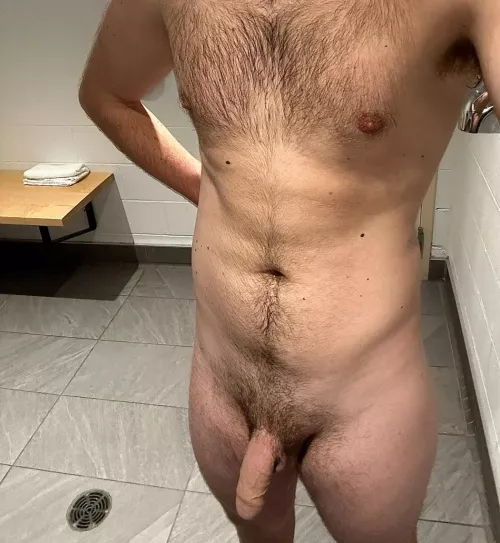 Meet me in the bathroom?