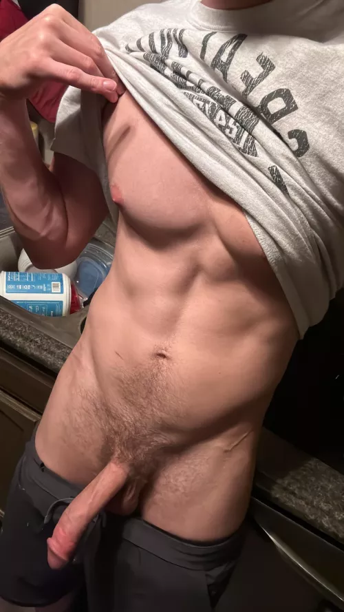 suck me in the kitchen