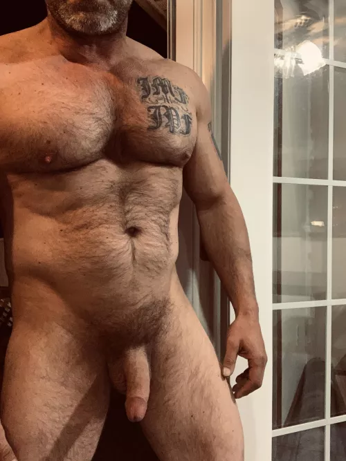 Waiting on her [50] DMs open 