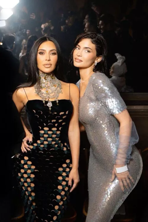 Would do anything for theses goddess’s 😵‍💫