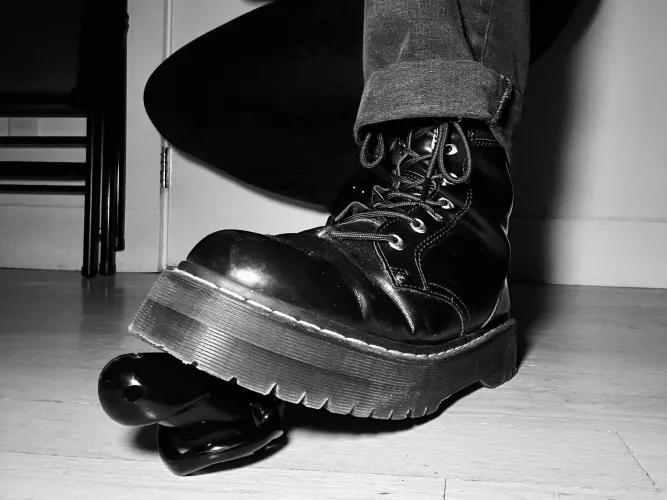 Don’t you wish that was your cage that Mistress’s platform boots were stepping on? 😈