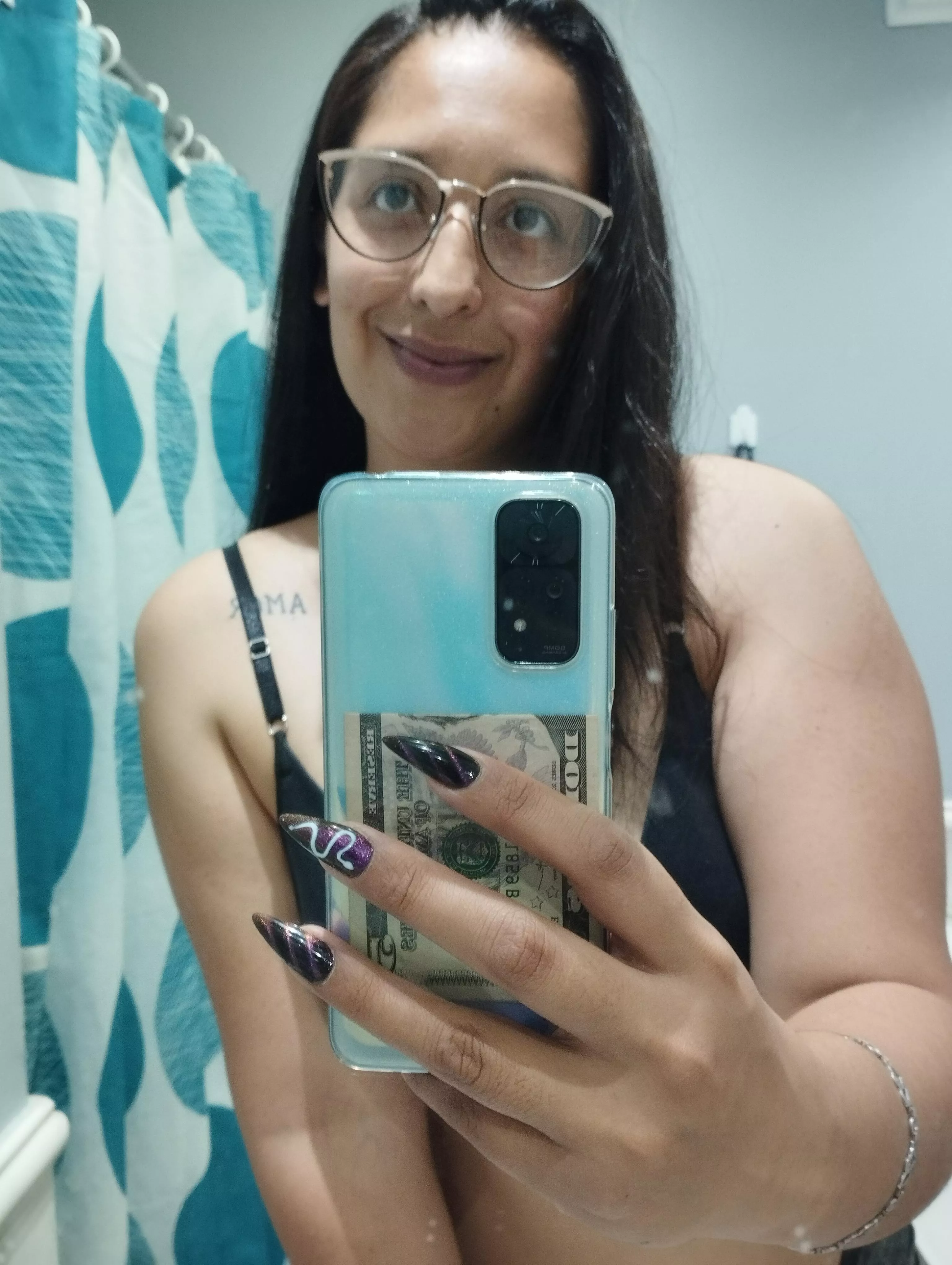 Good and sweet girl for you 