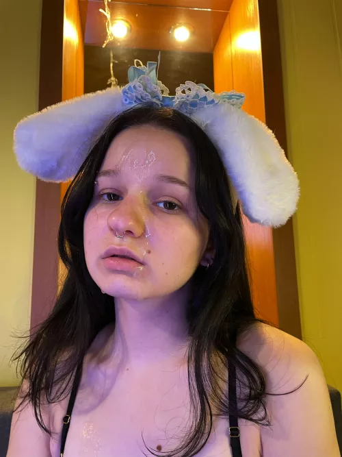 I hope your girlfriend lets you cum on my face