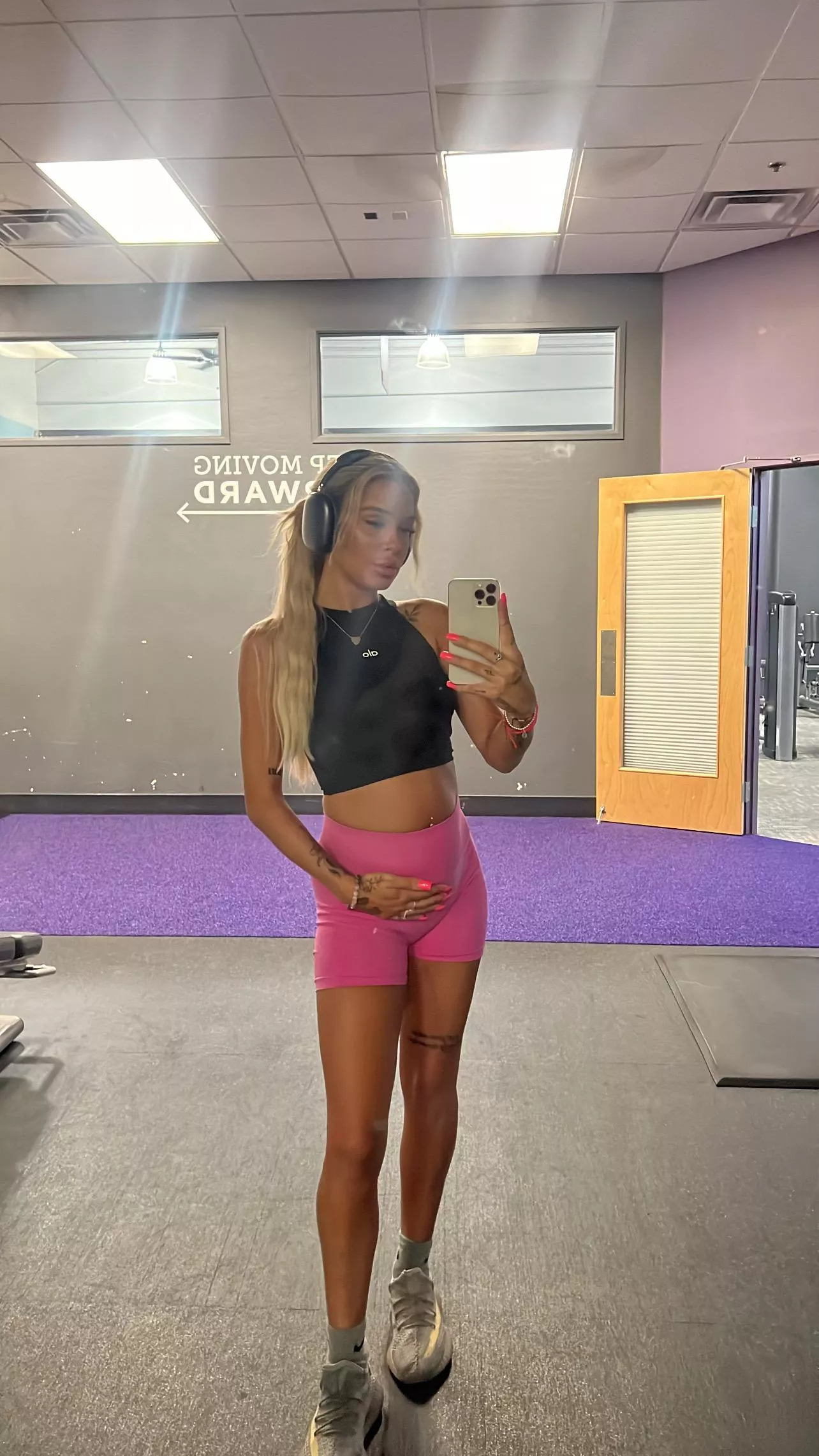 i love touching my pregnant belly <3 