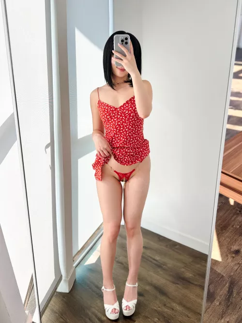 When you pick me up for dinner, this is what I'm wearing underneath