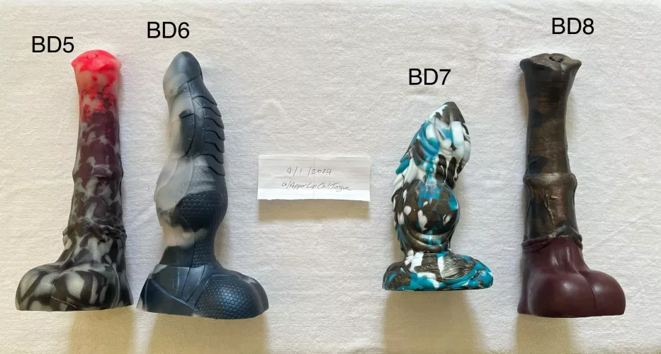 WTS Large Bad Dragon Toys Free Shipping CONUS - See OP Comments for the Details)