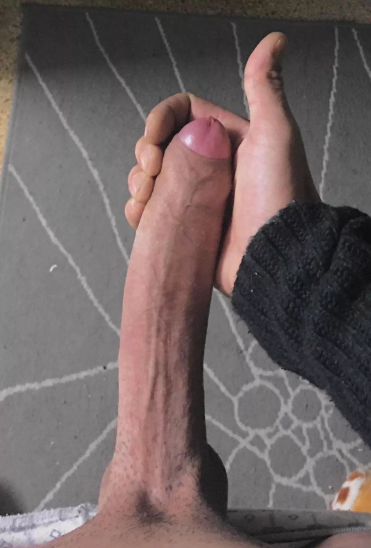 22, half Irish half Jamaican. Just used my penis pump 10.3 inches it’s measuring 