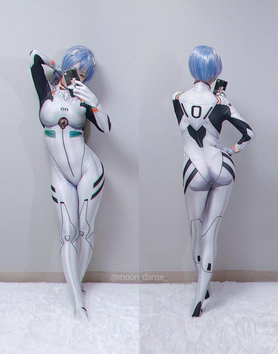 Ayanami Rei cosplay by moon_danse_ [Nikke x EVA]