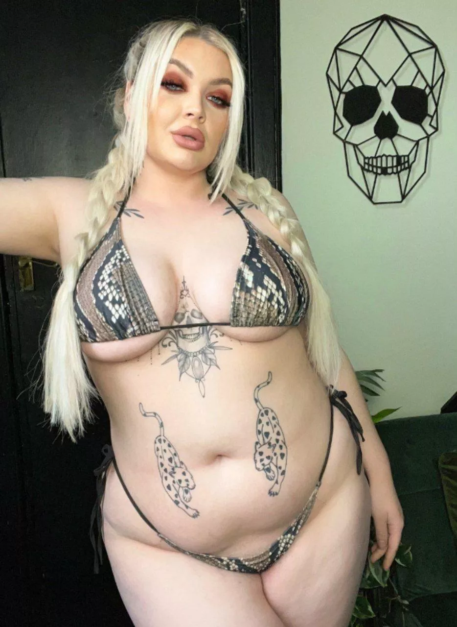 First thing you thought of when seeing my thick chubby body
