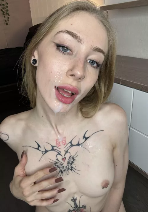 Good girls always swallow the cum all the way down