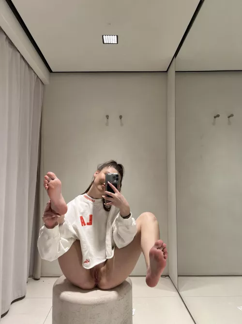 Having fun in the Changing Rooms