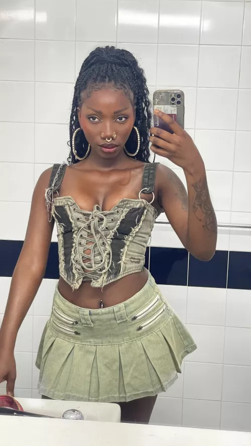 I’ll suck you dry and swallow it ;)