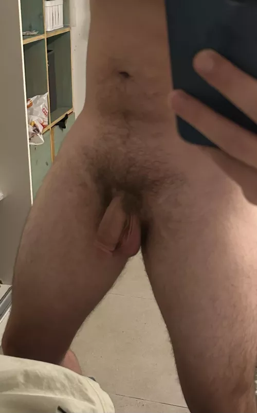 Just hanging around (27)