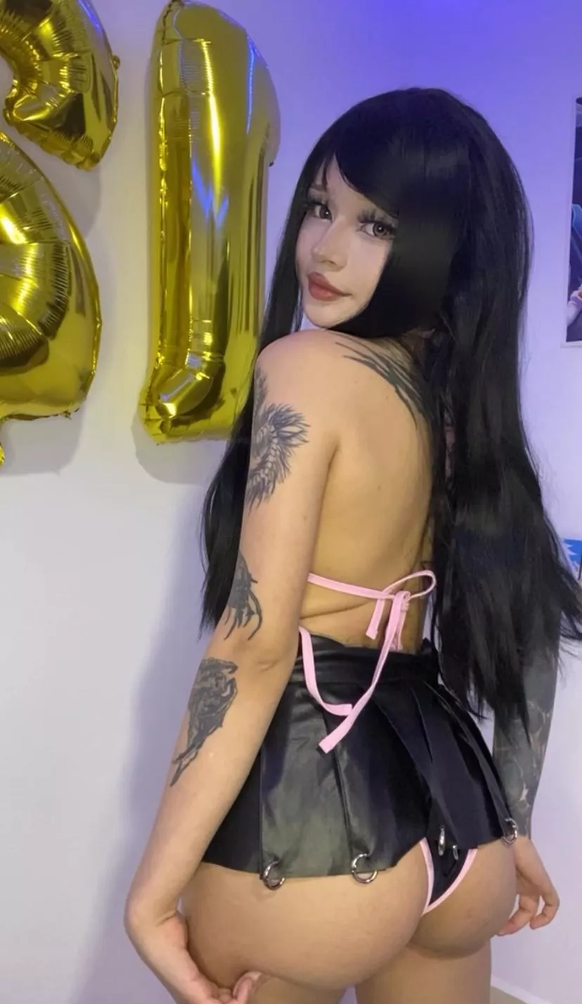 Just want to show this booty 