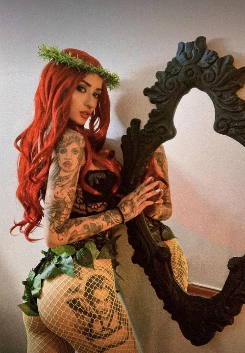 Poison Ivy by Zoe