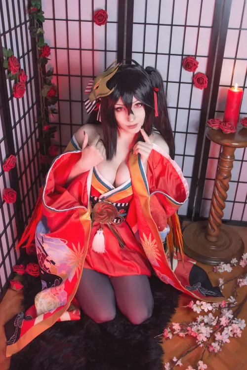 Taihou cosplay by Shiroktsne 