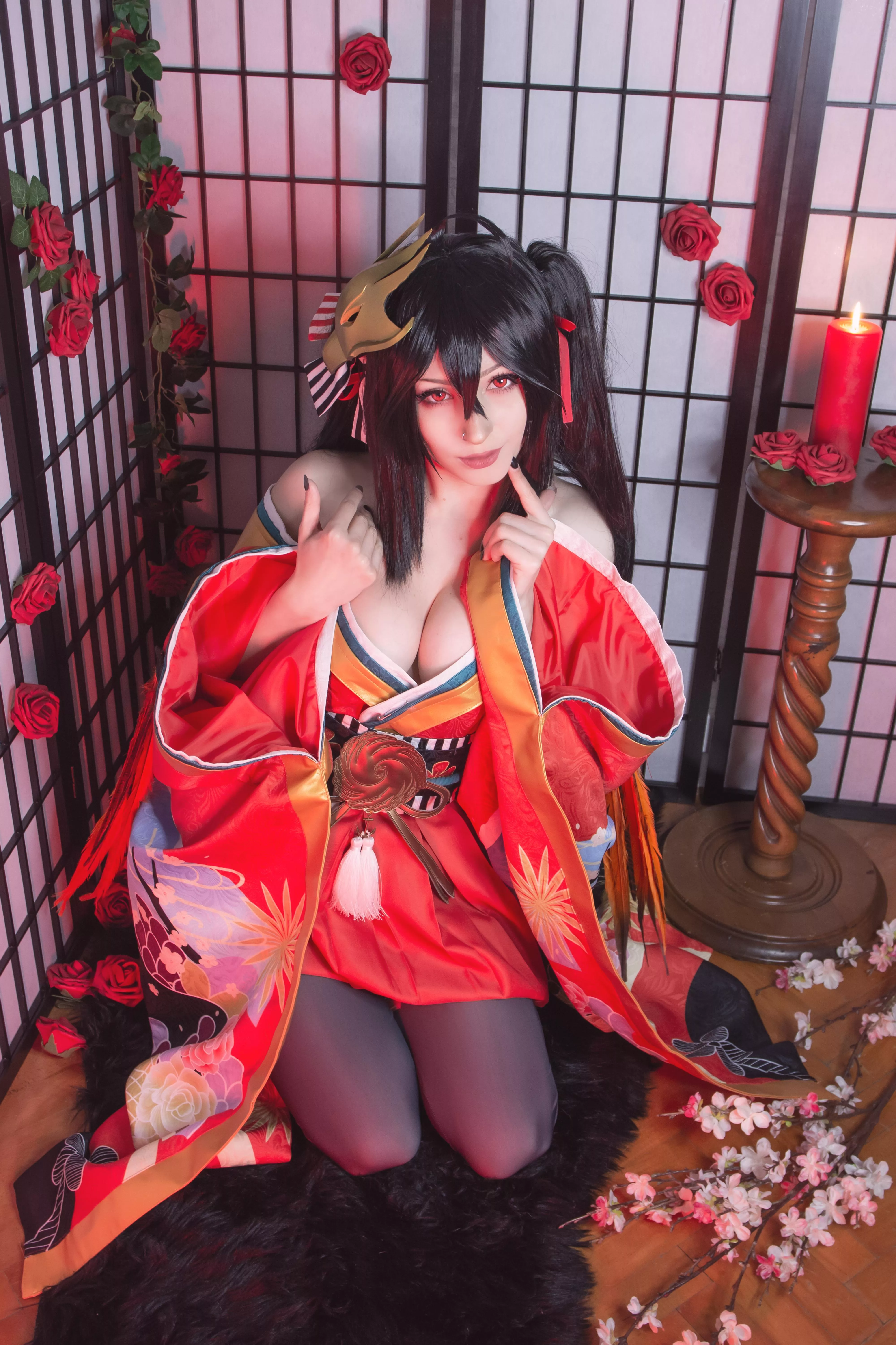 Taihou cosplay by Shiroktsne 
