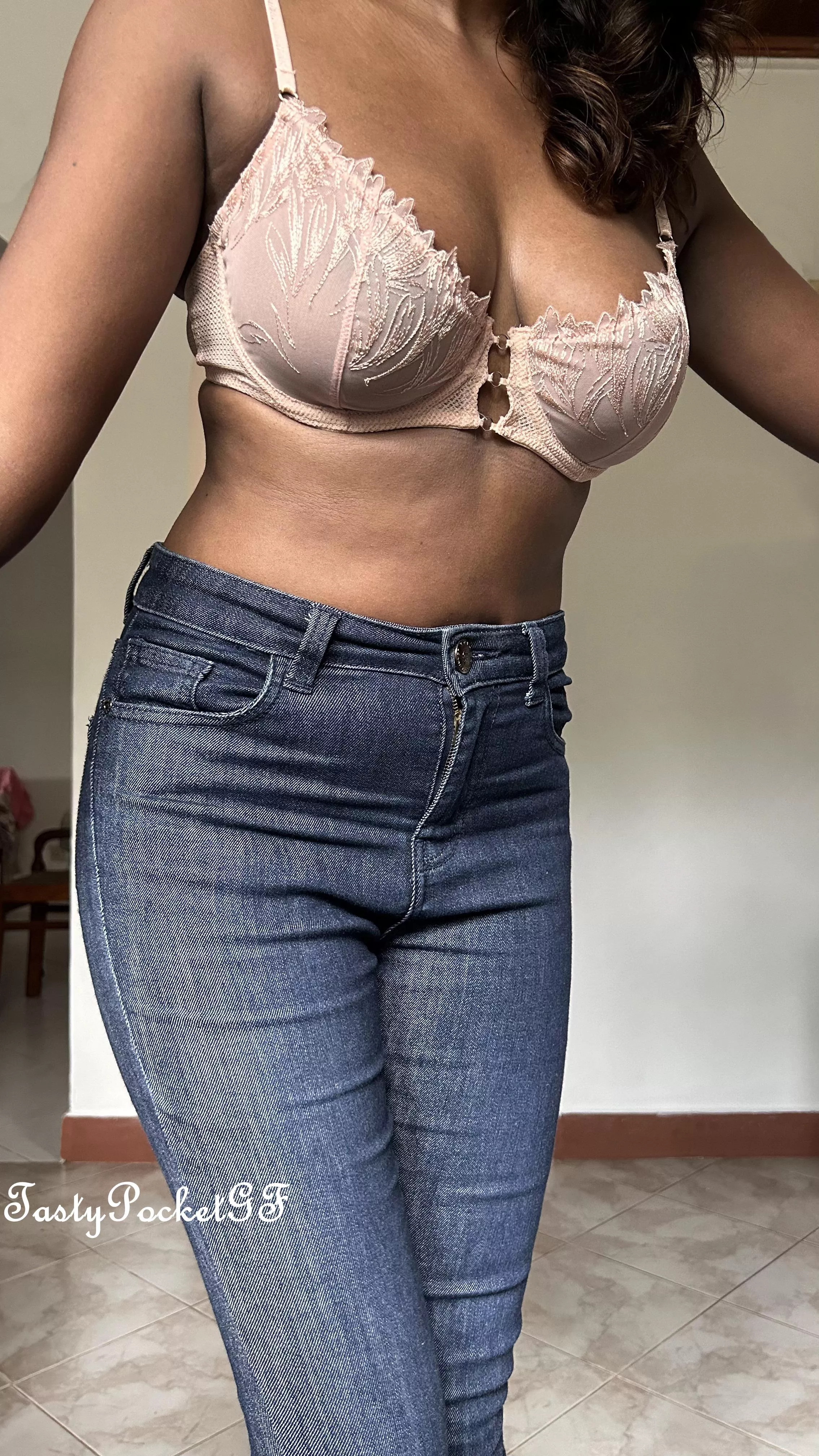 This naughty Indian is craving a juicy dick!