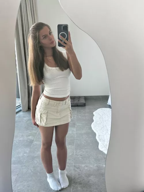 would you flirt with me if you saw me at a cafe?