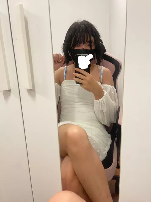 Would you take me on a date?