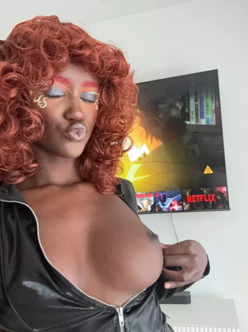 you don't have to choose, you kiss lips first, then boobs