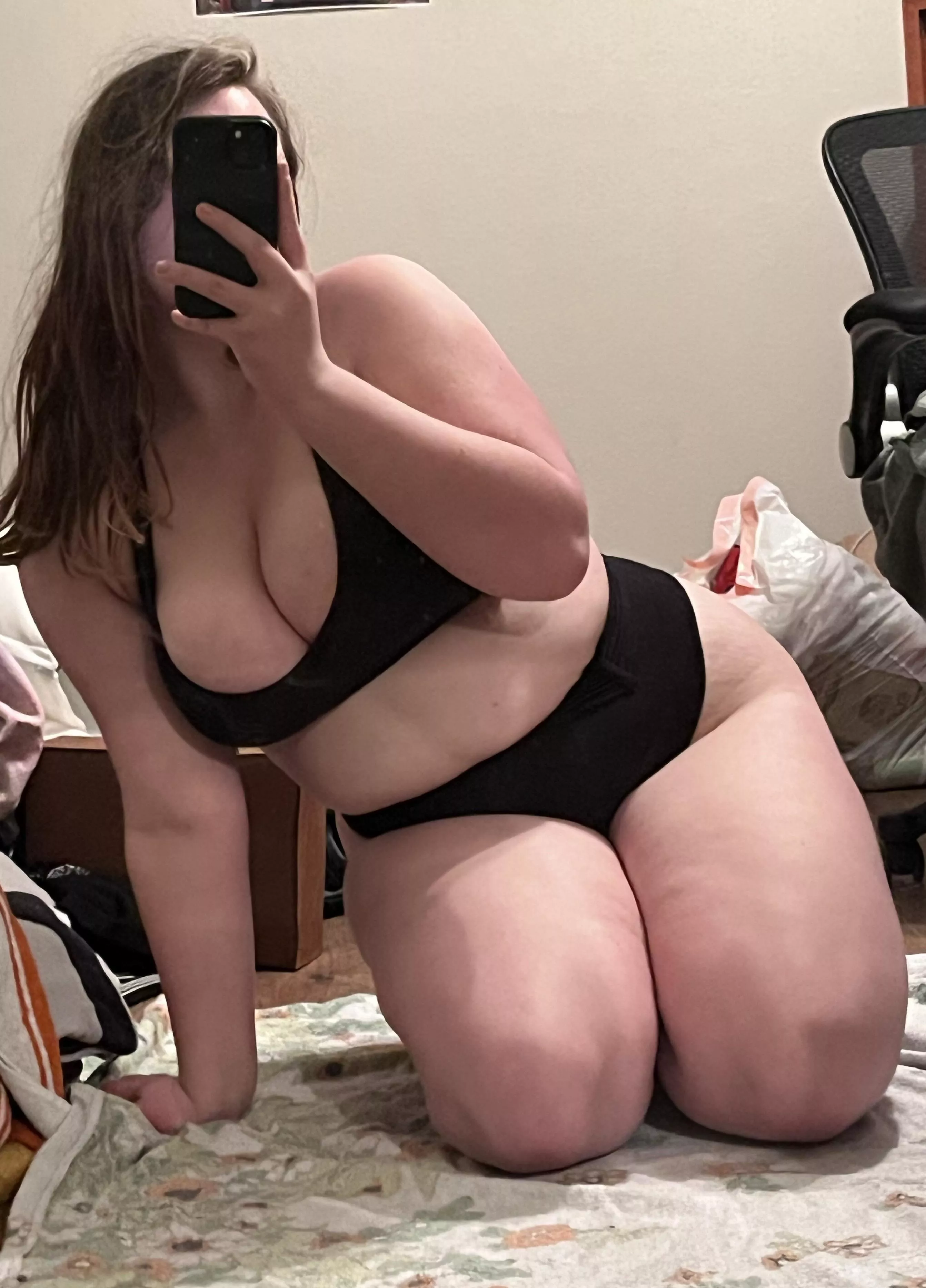 Another bikini pic 🥰