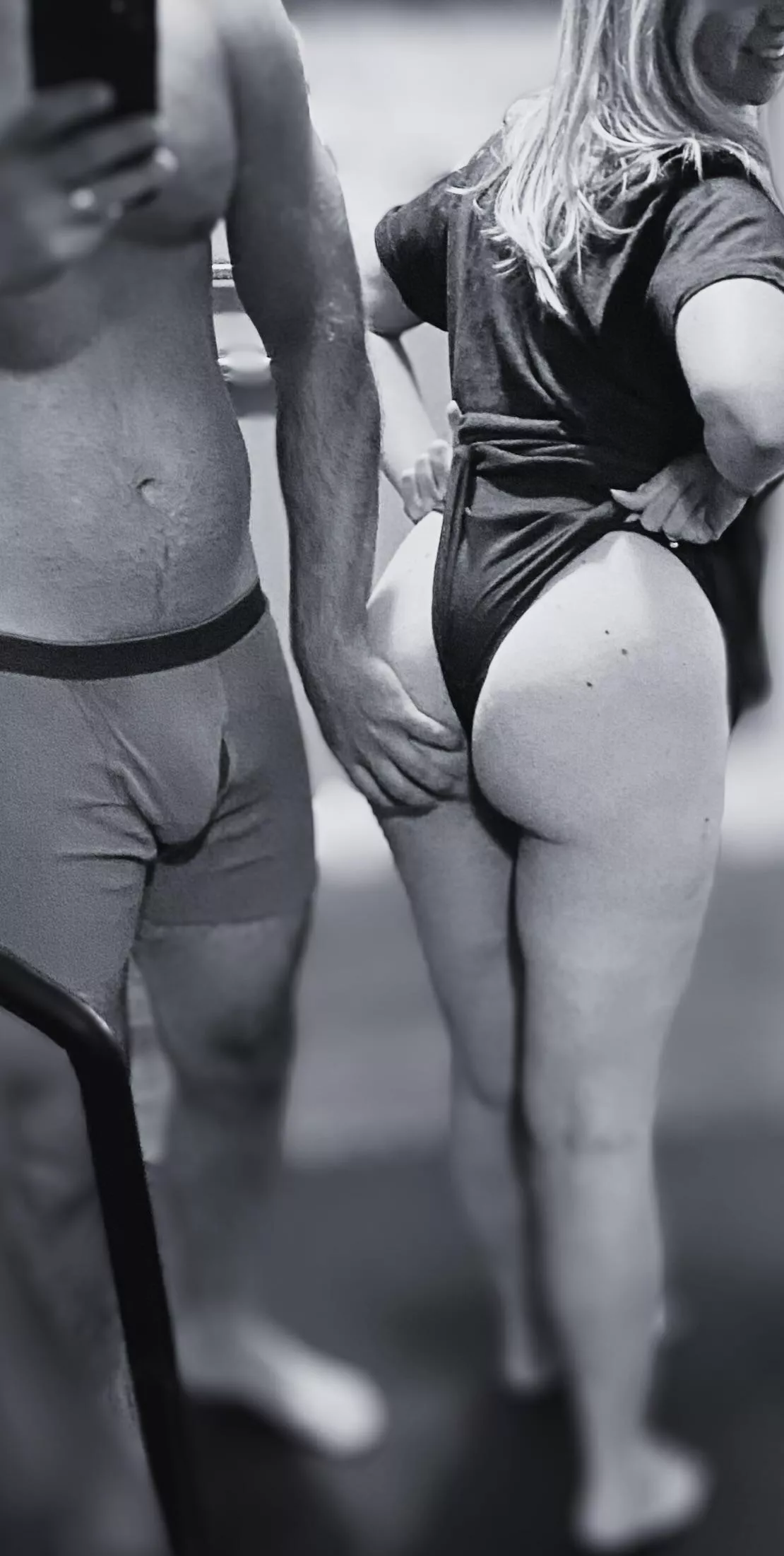 Another cheek is available (mf)