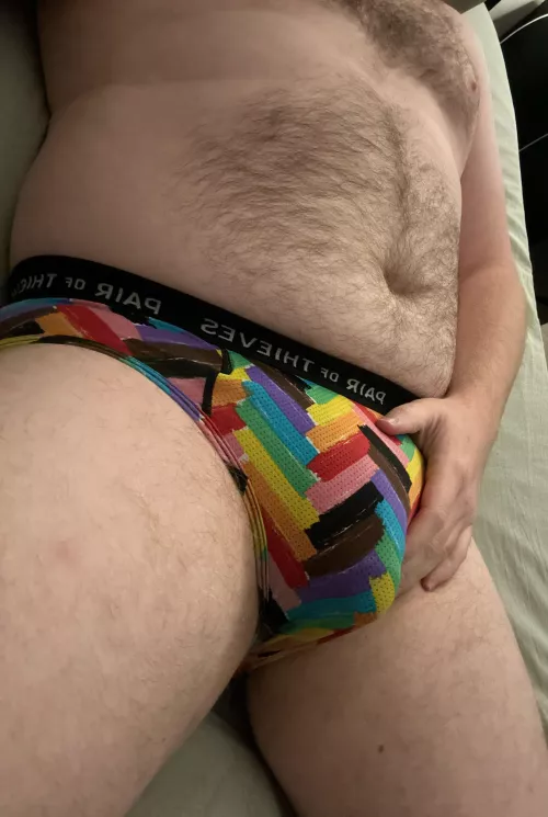 Hotties on this page always getting me hard