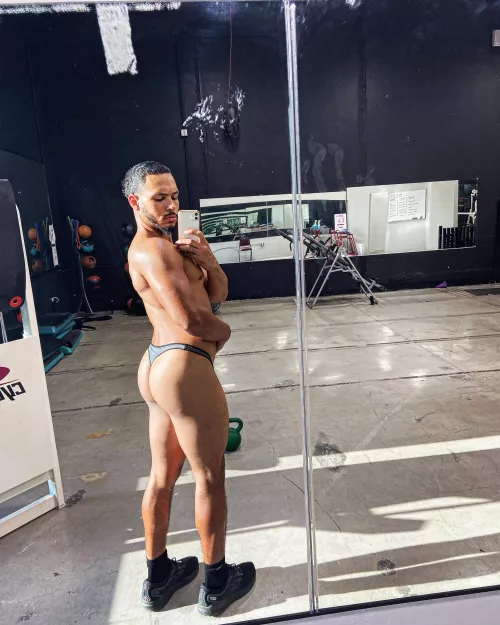 How’s my pump? 🍑