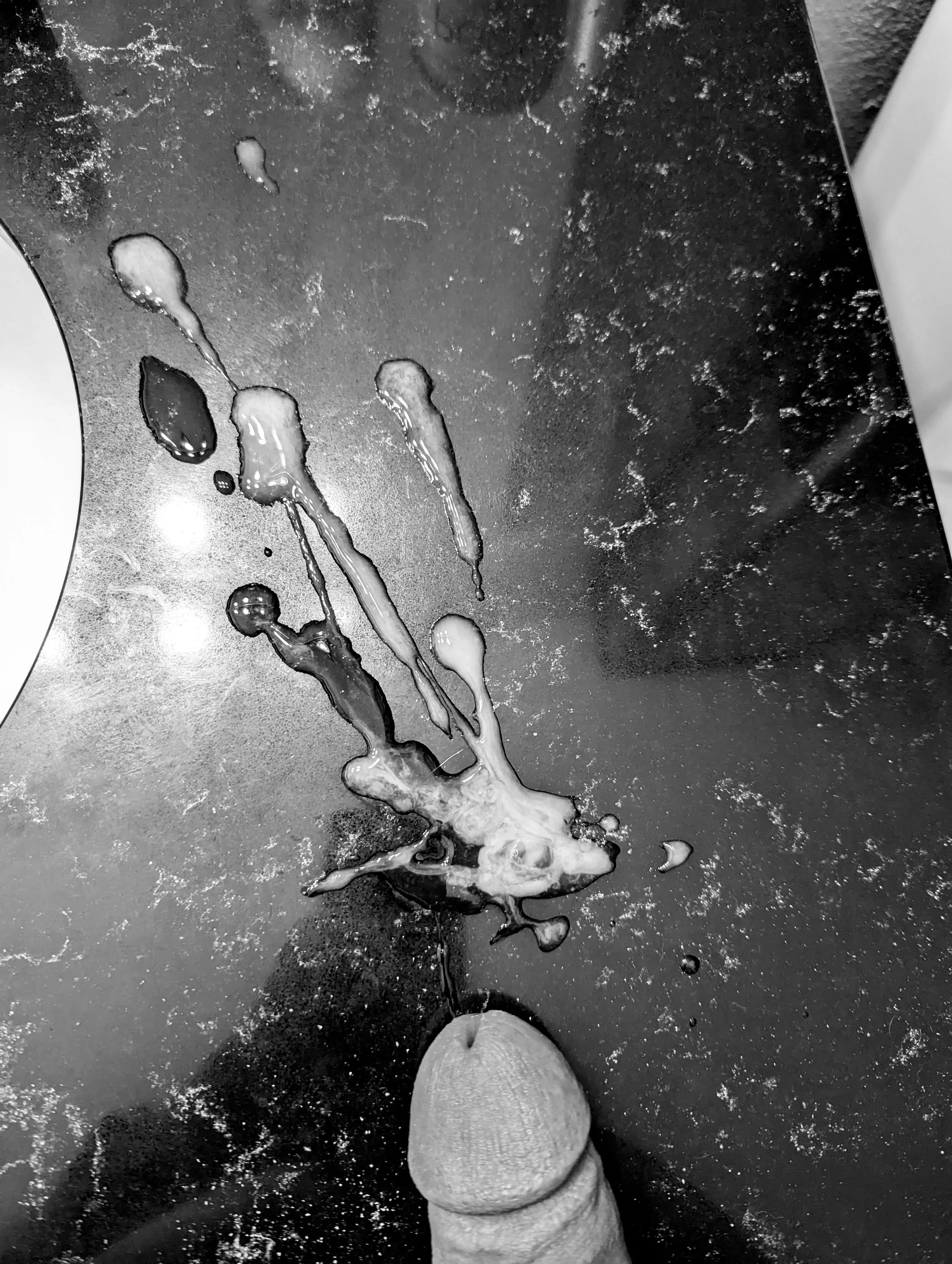 How's this for some redditor cum? Figured the black and white kinda gave it an artistic look...