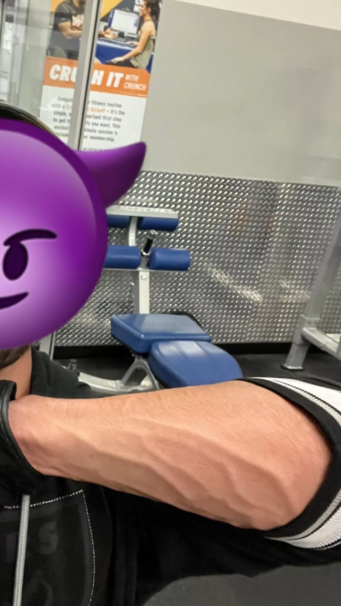 My forearm veins are veiny, but so are the rest of my body parts! 😈😈🫢