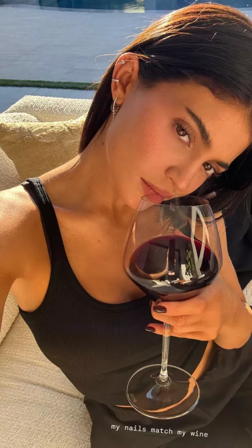 Wine time - Instagram, August 2024 