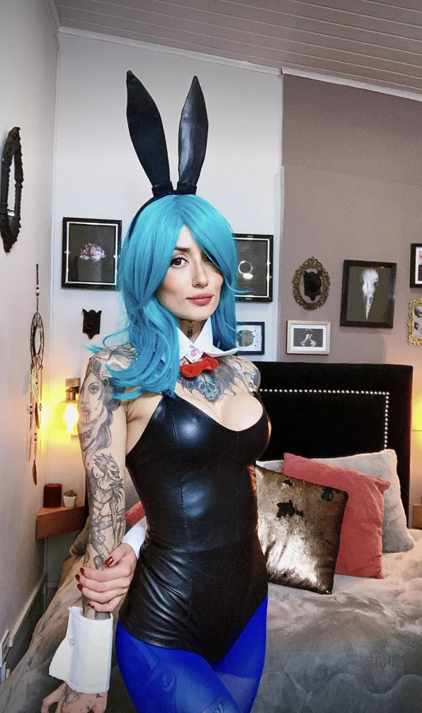Bulma pretty bunny by Zoe 