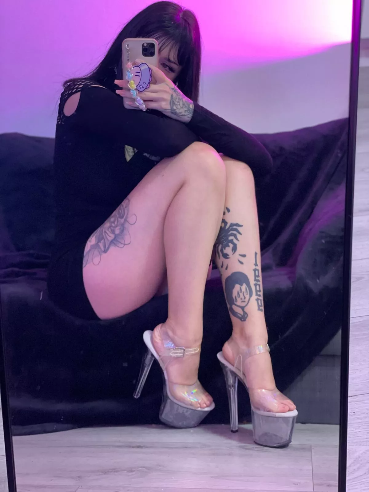 help me remove my high heel