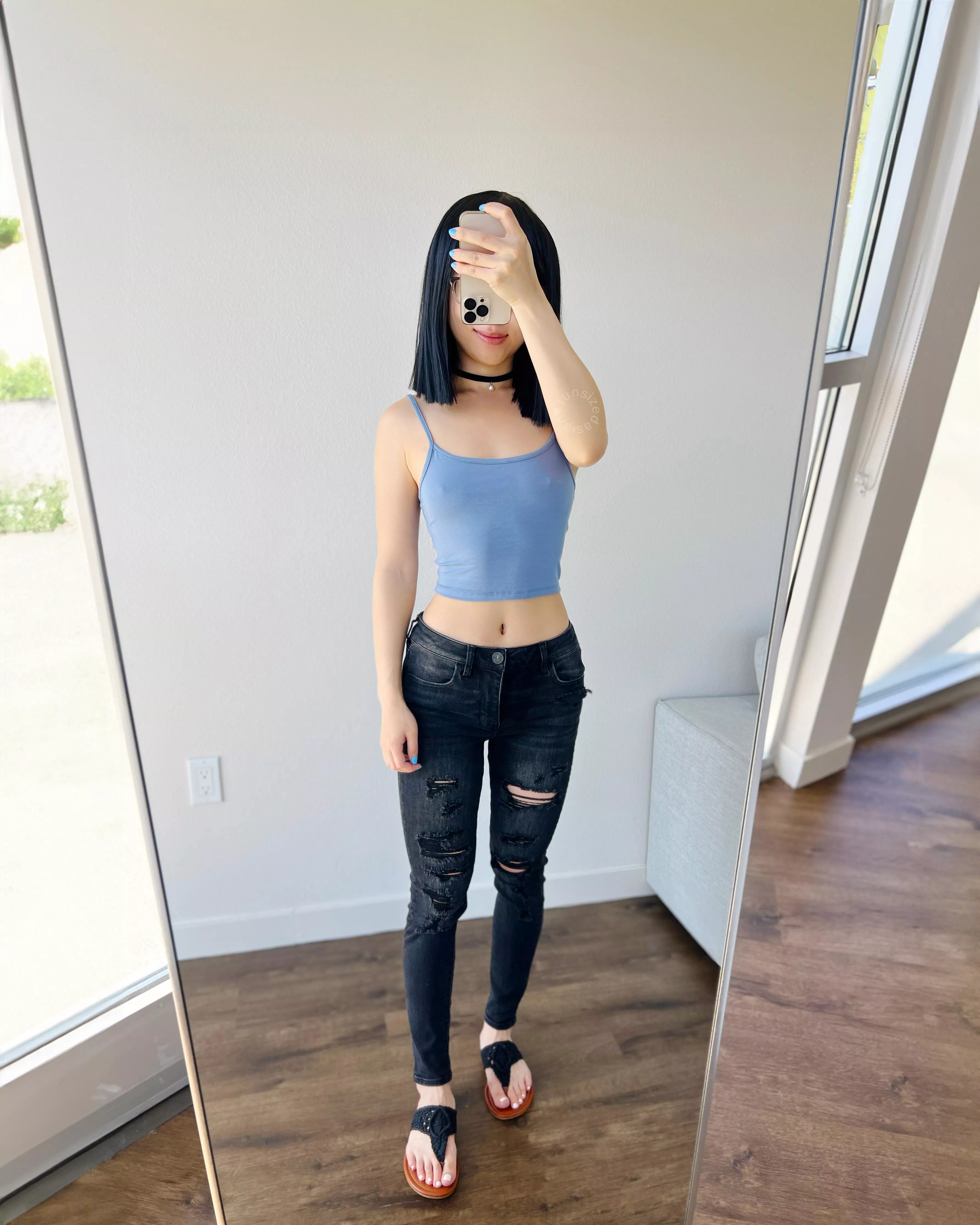 My jeans may be from the 2000s but my playlist is [f]rom the 1800s 🎻