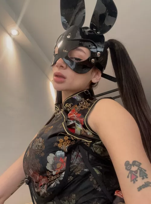 Convince me to fuck you using three or more words